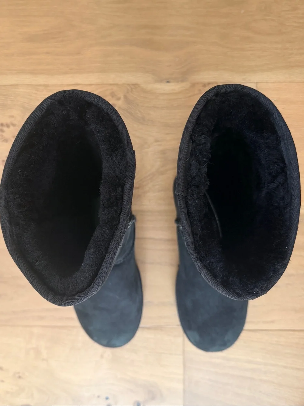 UGG Classic Tall II Shearling Boots Black Suede Pull-on Cozy Winter Aprés Ski 8
